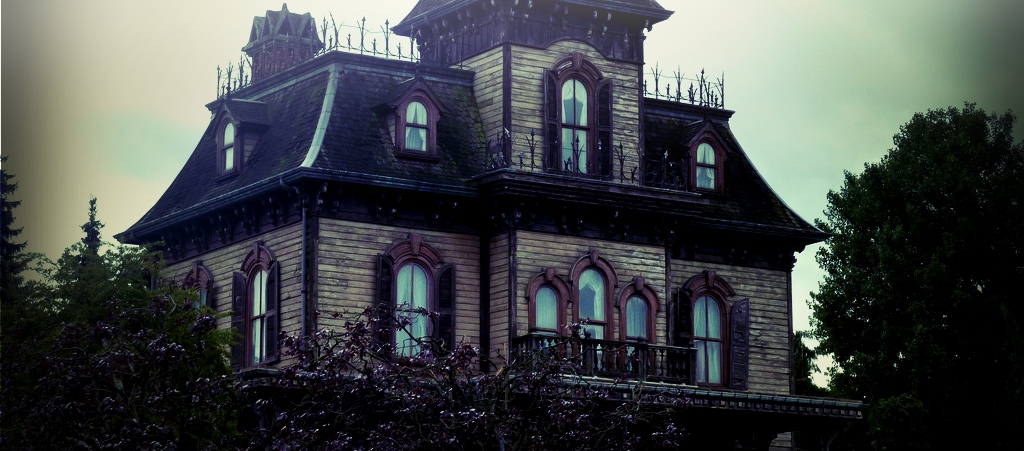 Haunted House Review: Knott’s Scary Farm, Halloween Horror Nights, and 17th&nbsp;Door